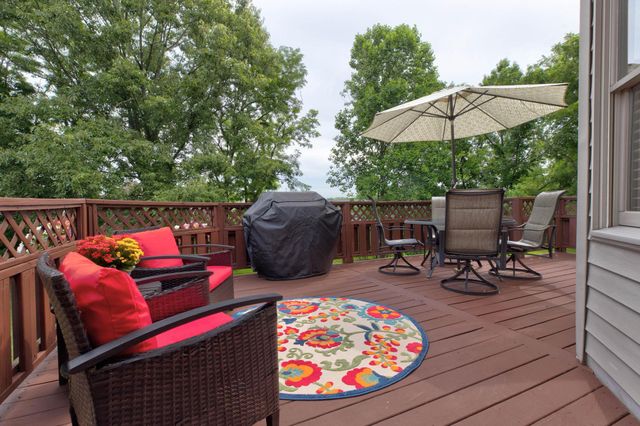 182 Chardonnay Court, Winchester, KY 40392