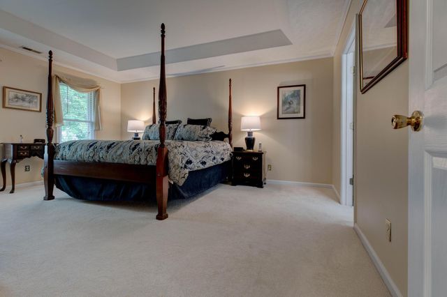 182 Chardonnay Court, Winchester, KY 40392