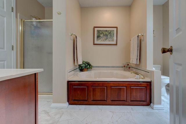 182 Chardonnay Court, Winchester, KY 40392