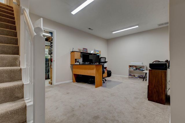 182 Chardonnay Court, Winchester, KY 40392