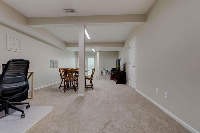 182 Chardonnay Court, Winchester, KY 40392