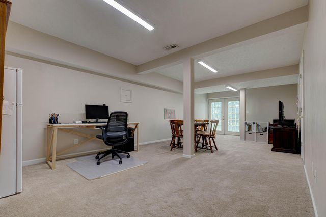 182 Chardonnay Court, Winchester, KY 40392