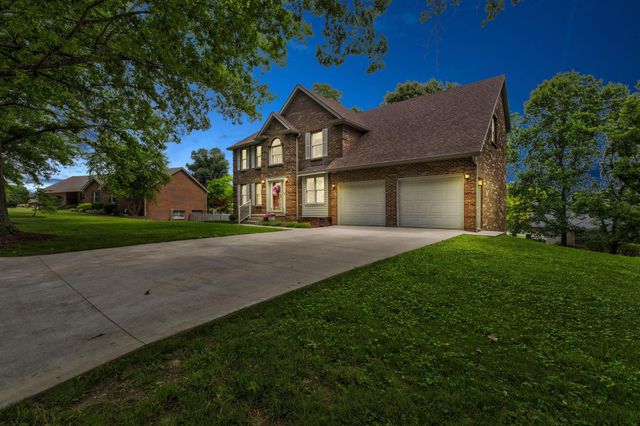 182 Chardonnay Court, Winchester, KY 40392