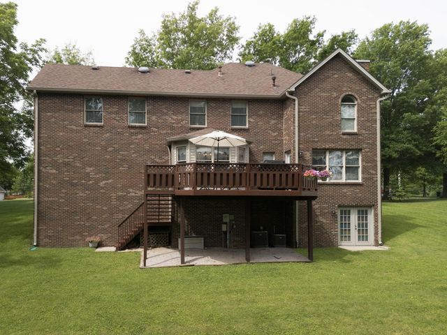 182 Chardonnay Court, Winchester, KY 40392