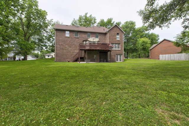 182 Chardonnay Court, Winchester, KY 40392