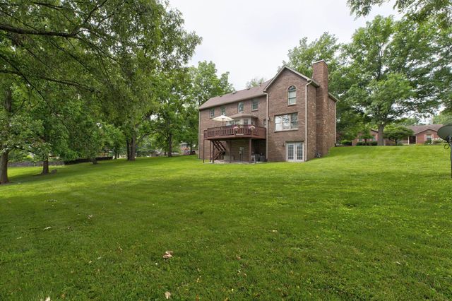 182 Chardonnay Court, Winchester, KY 40392