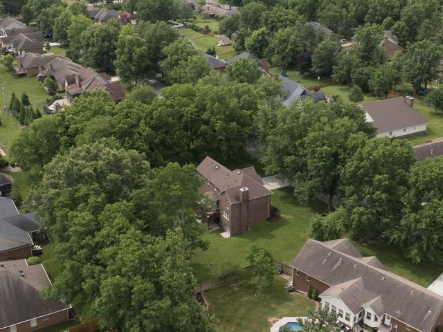 182 Chardonnay Court, Winchester, KY 40392