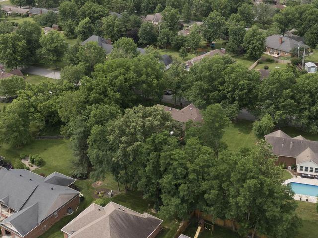 182 Chardonnay Court, Winchester, KY 40392