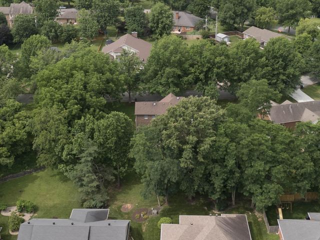 182 Chardonnay Court, Winchester, KY 40392