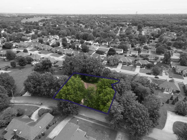 182 Chardonnay Court, Winchester, KY 40392