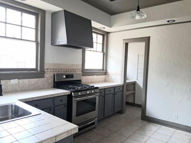 1124 N Bdwy, Shawnee, OK 74801