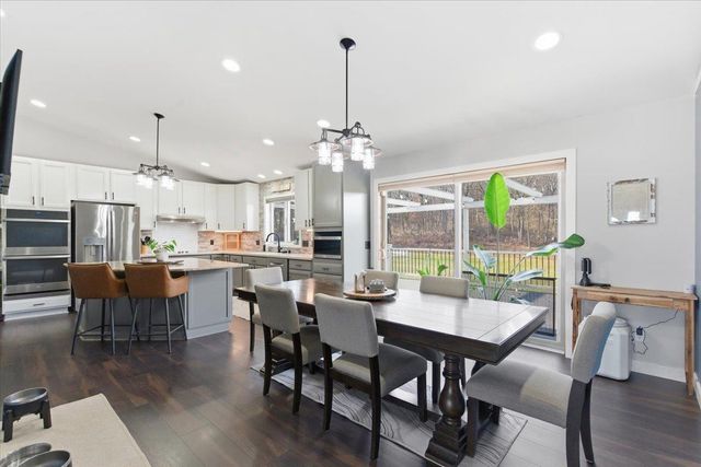 1331 County Road D, Oregon, WI 53575