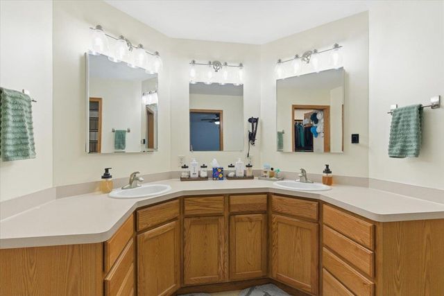 1331 County Road D, Oregon, WI 53575