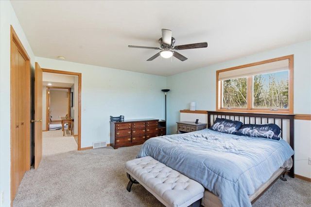 1331 County Road D, Oregon, WI 53575