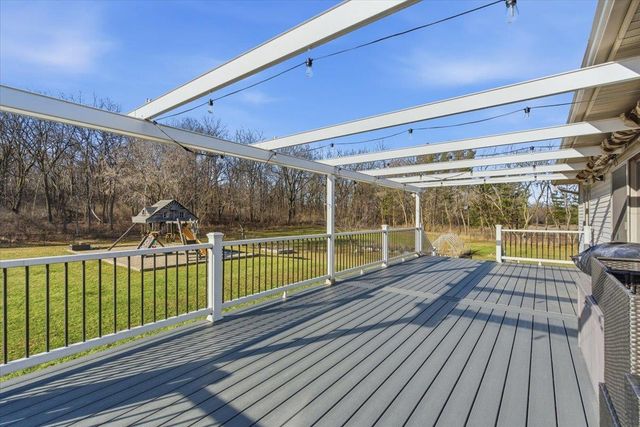 1331 County Road D, Oregon, WI 53575