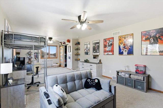 1331 County Road D, Oregon, WI 53575