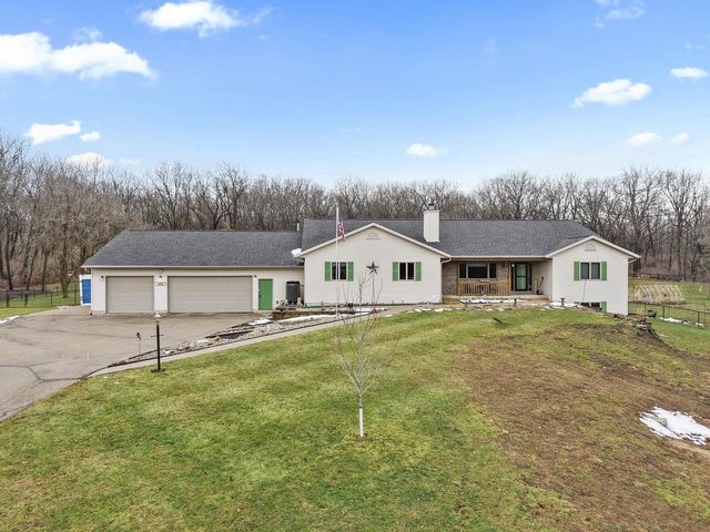 1331 County Road D, Oregon, WI 53575