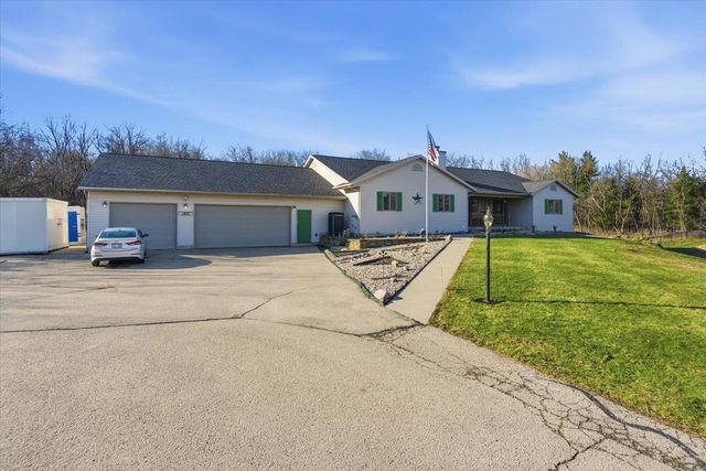 1331 County Road D, Oregon, WI 53575