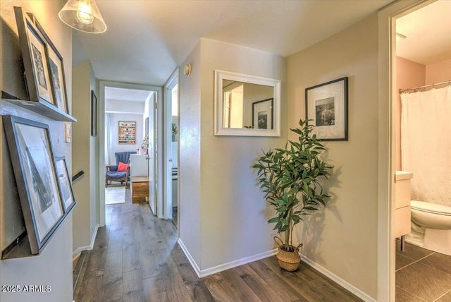 8520 E MONTEBELLO Avenue, Scottsdale, AZ 85250