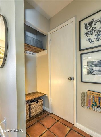 8520 E MONTEBELLO Avenue, Scottsdale, AZ 85250