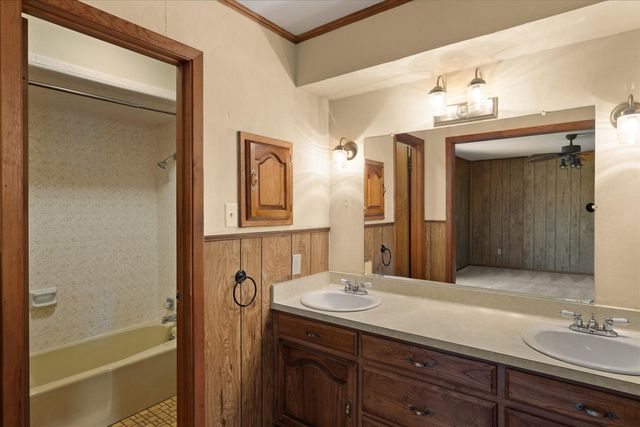 3168 County Road 2182, Greenville, TX 75402