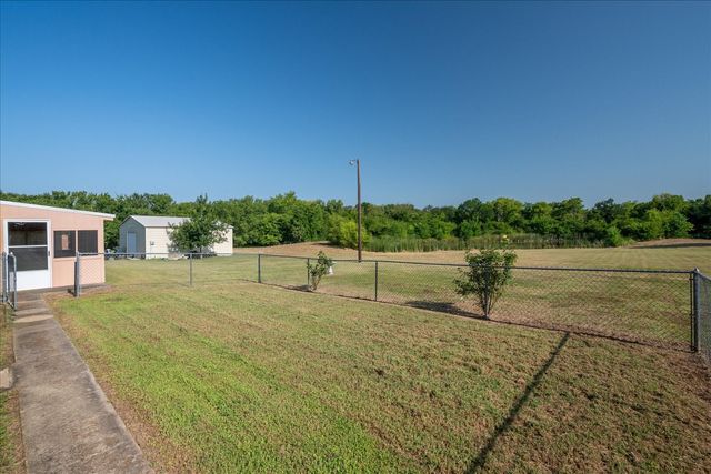 3168 County Road 2182, Greenville, TX 75402