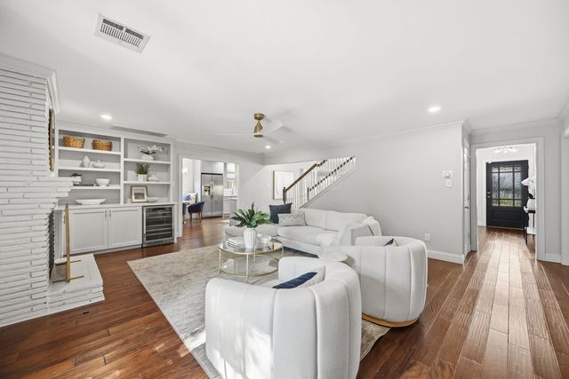 9436 Angleridge Road, Dallas, TX 75238