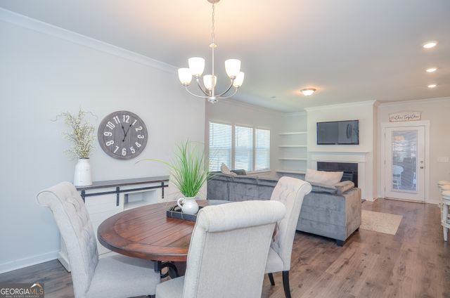 2562 Rathburn Circle, Loganville, GA 30052