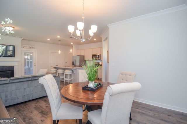 2562 Rathburn Circle, Loganville, GA 30052