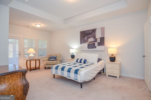 2562 Rathburn Circle, Loganville, GA 30052