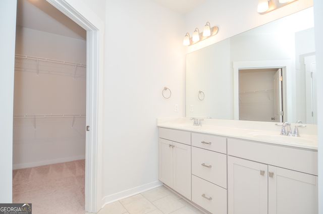 2562 Rathburn Circle, Loganville, GA 30052