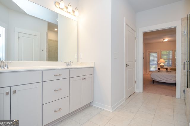 2562 Rathburn Circle, Loganville, GA 30052