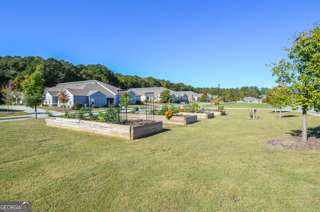 2562 Rathburn Circle, Loganville, GA 30052