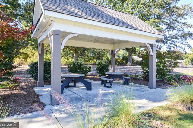 2562 Rathburn Circle, Loganville, GA 30052