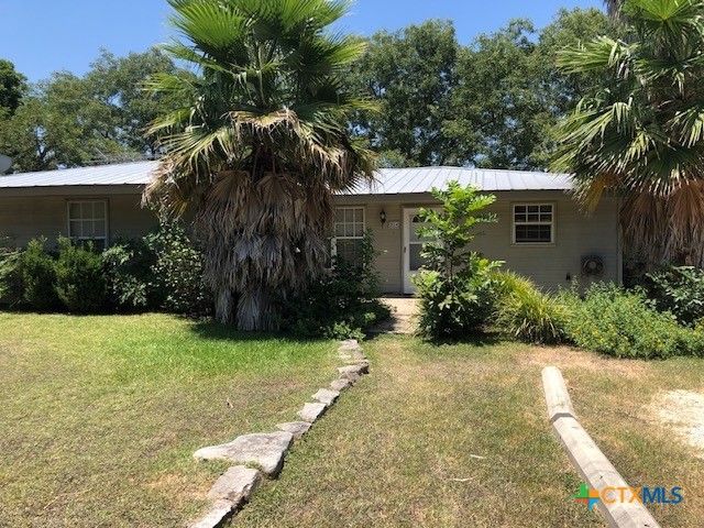 310 Brackenridge Lane 1, Seguin, TX 78155