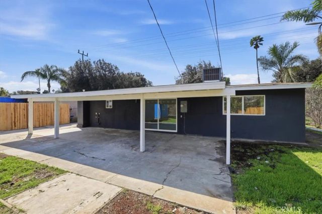6490 Hillside, Riverside, CA 92504