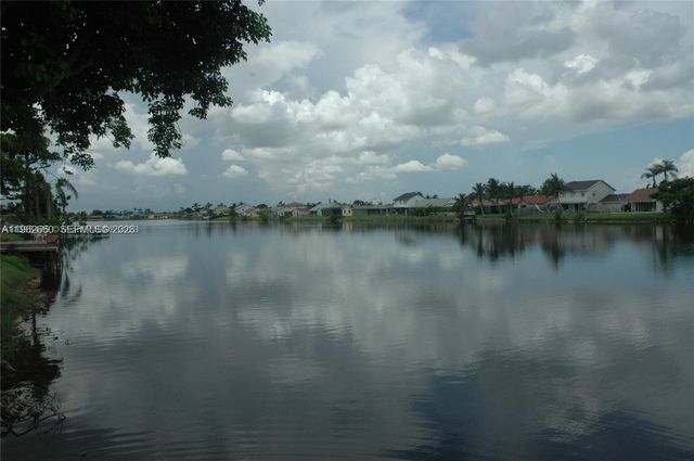 3941 NW 115th Ter, Sunrise, FL 33323