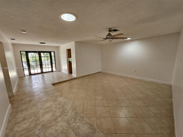 3941 NW 115th Ter, Sunrise, FL 33323