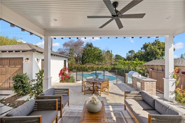 230 N Sunnyside Avenue, Sierra Madre, CA 91024