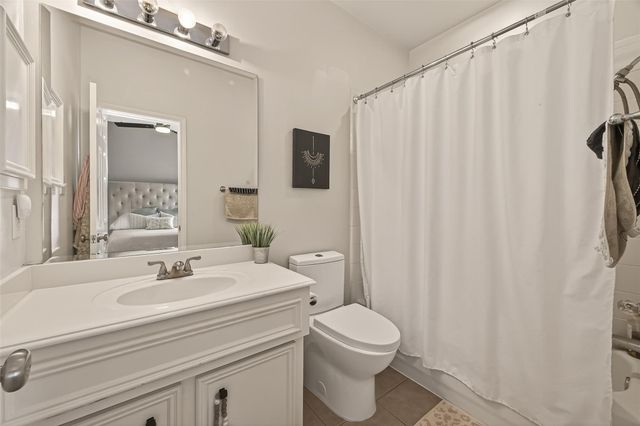 1317 Oneil Street, Houston, TX 77019