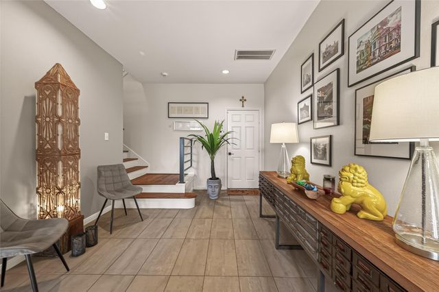 1317 Oneil Street, Houston, TX 77019