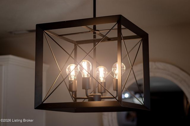 219 Magnolia Dr, Shepherdsville, KY 40165