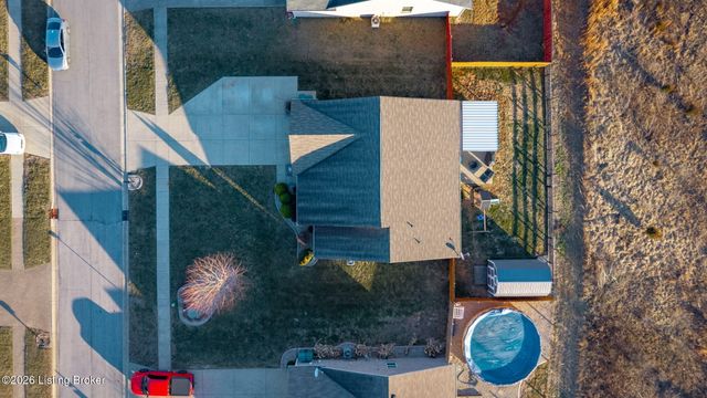 219 Magnolia Dr, Shepherdsville, KY 40165