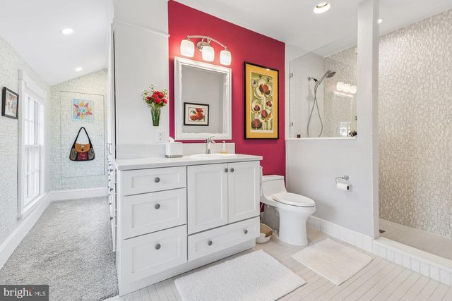 106 CHESTNUT ST E, Saint Michaels, MD 21663