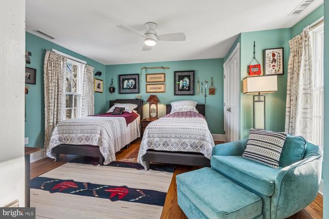 106 CHESTNUT ST E, Saint Michaels, MD 21663