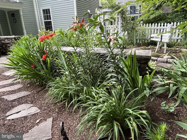 106 CHESTNUT ST E, Saint Michaels, MD 21663