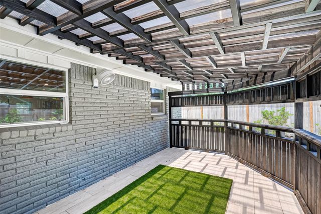 1338 Seaspray Court, Houston, TX 77008