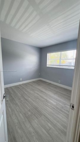 1421 NW 45th St 5, Deerfield Beach, FL 33064