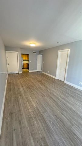 1421 NW 45th St 5, Deerfield Beach, FL 33064