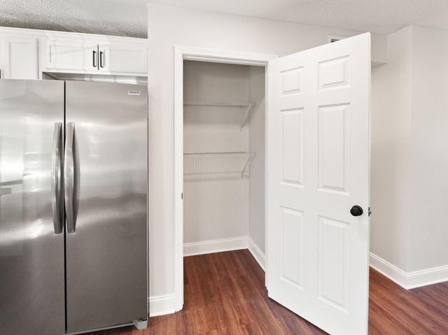 1401 Barberry Pl, Hopkinsville, KY 42240